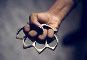 Αυτοάμυνα FAQ - ΑΥΤΟΑΜΥΝΑ Συμπλοκή, τεχνικές και πραγματικότητα
